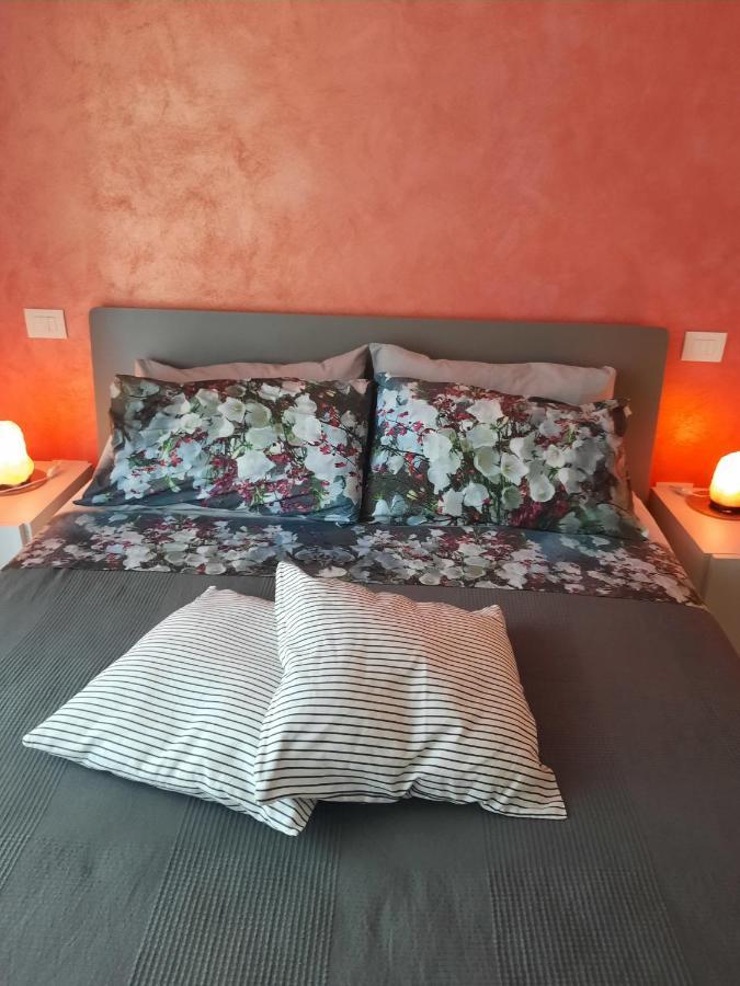 Appartamenti Villa Gloria Peschiera del Garda Bagian luar foto